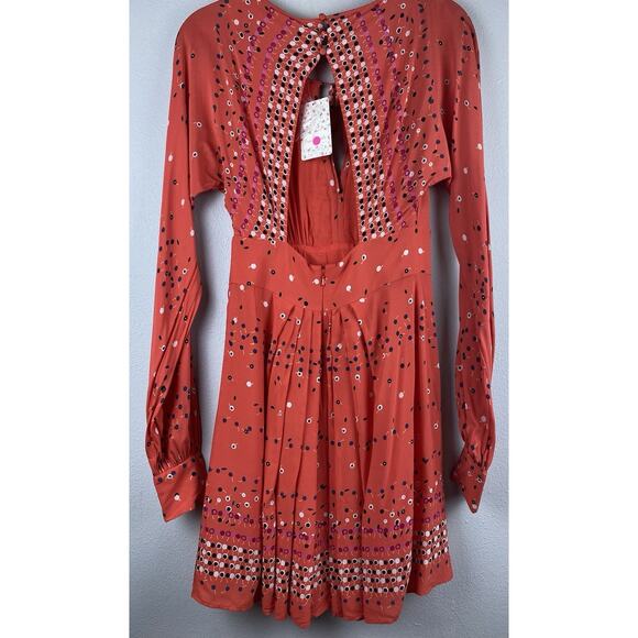 Free People Sz 4 Coryn Open Keyhole Batwing Pleats Wstbnd Cvrd Btn LS Mini Dress - Picture 7 of 14
